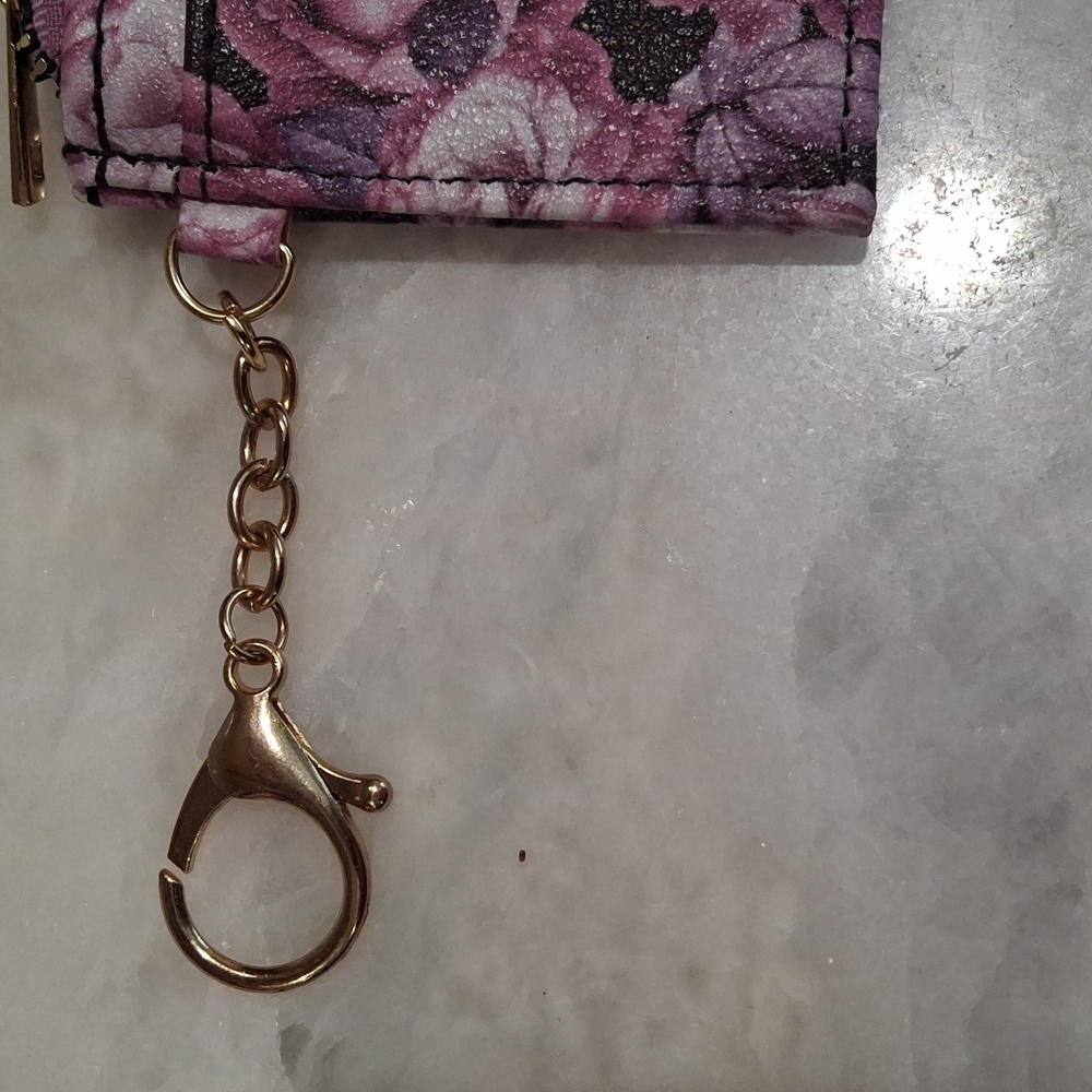 Key & Card Holder - Picture 5 of 6